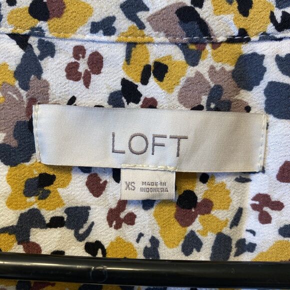 Loft Long Sleeve Floral V Neck Top Yellow Brown White Size XS - Picture 3 of 6